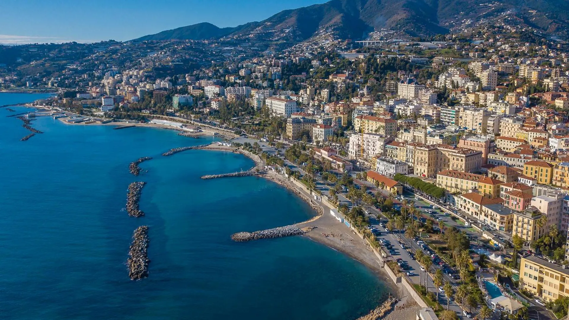 Oltremare - Happy Rentals Sanremo Apartment