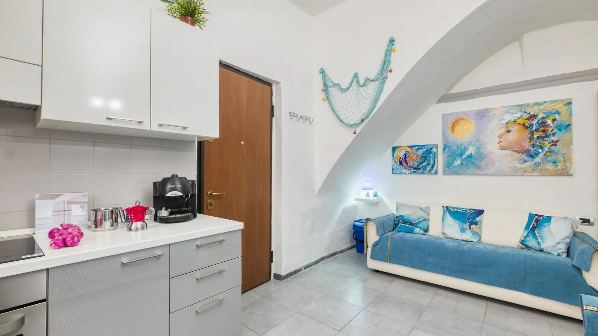 Oltremare - Happy Rentals Sanremo Apartment