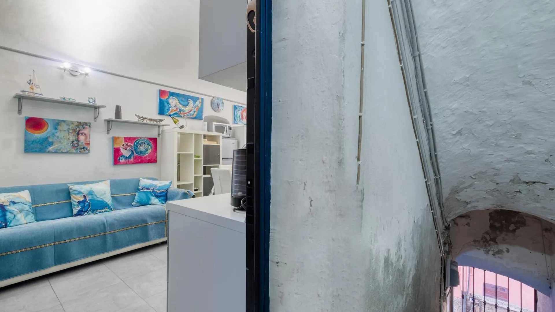 Apartment Oltremare - Happy Rentals Sanremo Italy